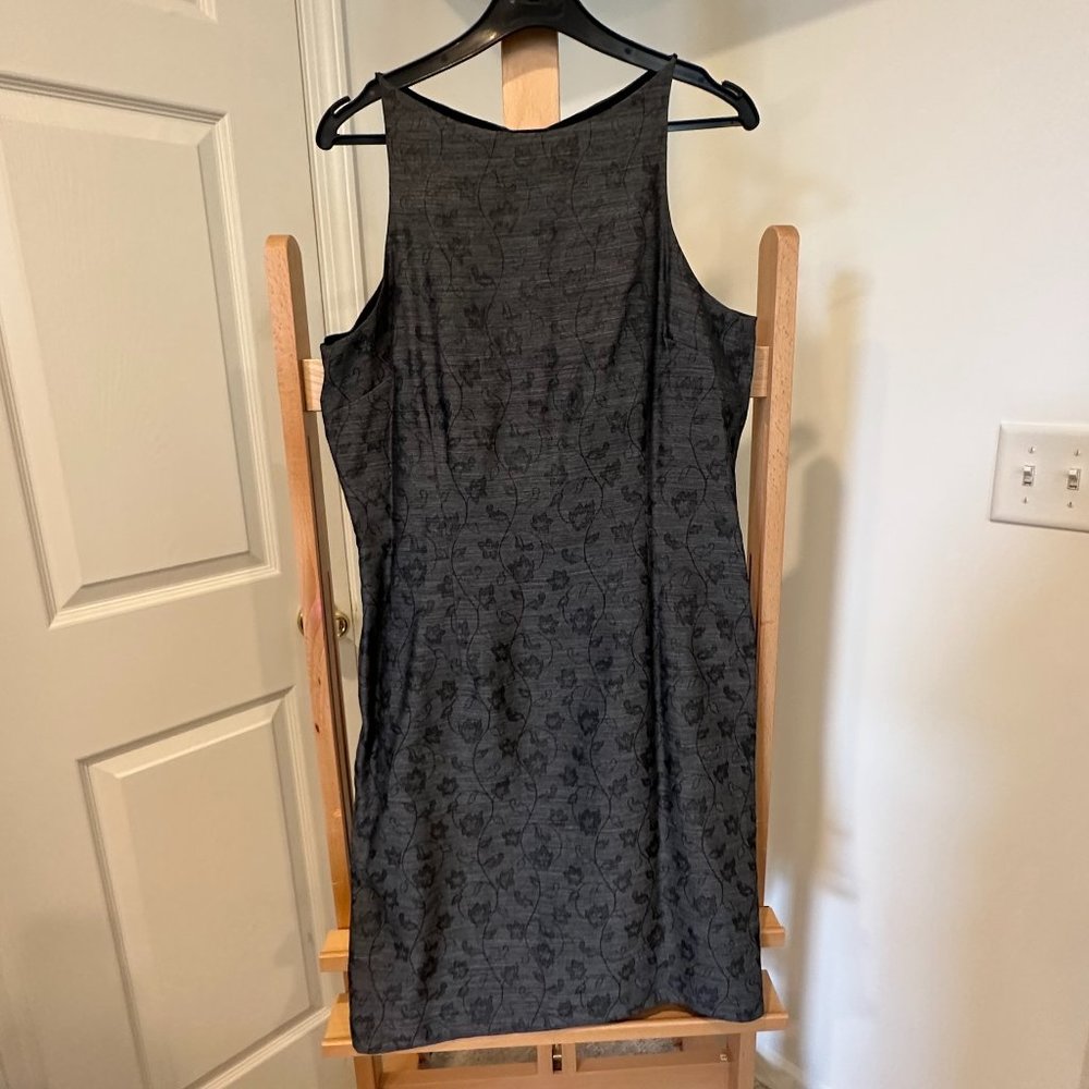 Beautiful Gray and Black Heathered Floral Midi Dress by Harold's Size 10 Lined